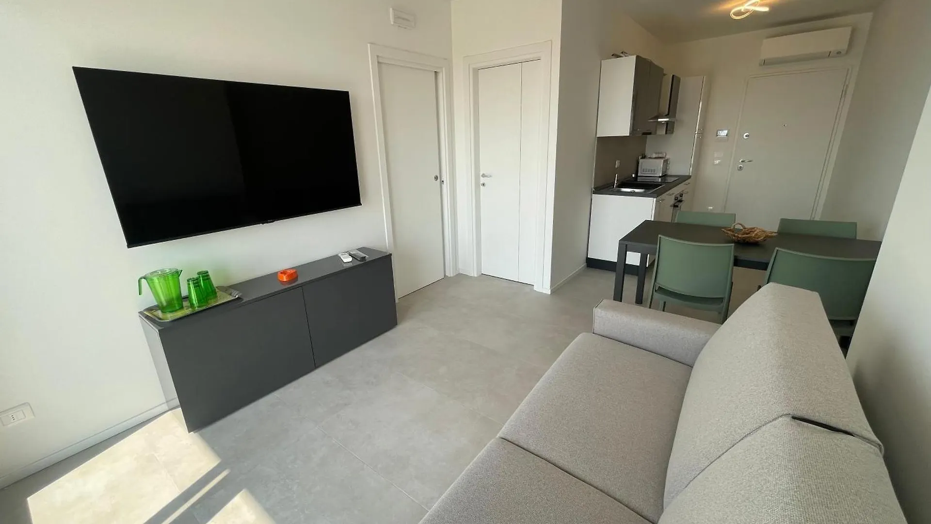 Seaview Levante New Apartments - Agenzia Cocal Каорле Италия